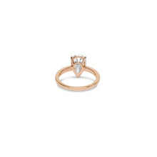 Load image into Gallery viewer, Pear Solitaire Ring
